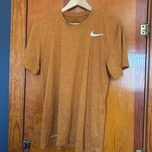 Nike “The Nike Tee” Dri-fit Medium Rust Texas Orange